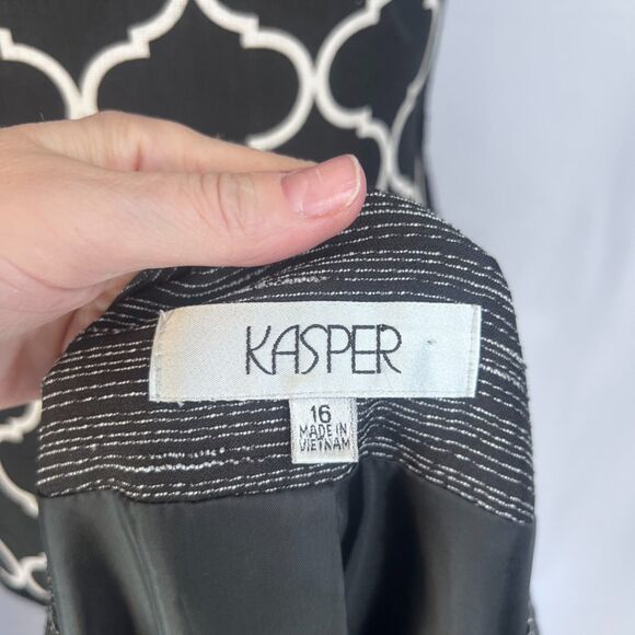 Kasper Black White Striped Button Front Career Business Blazer Lined Size 16 - Picture 8 of 10